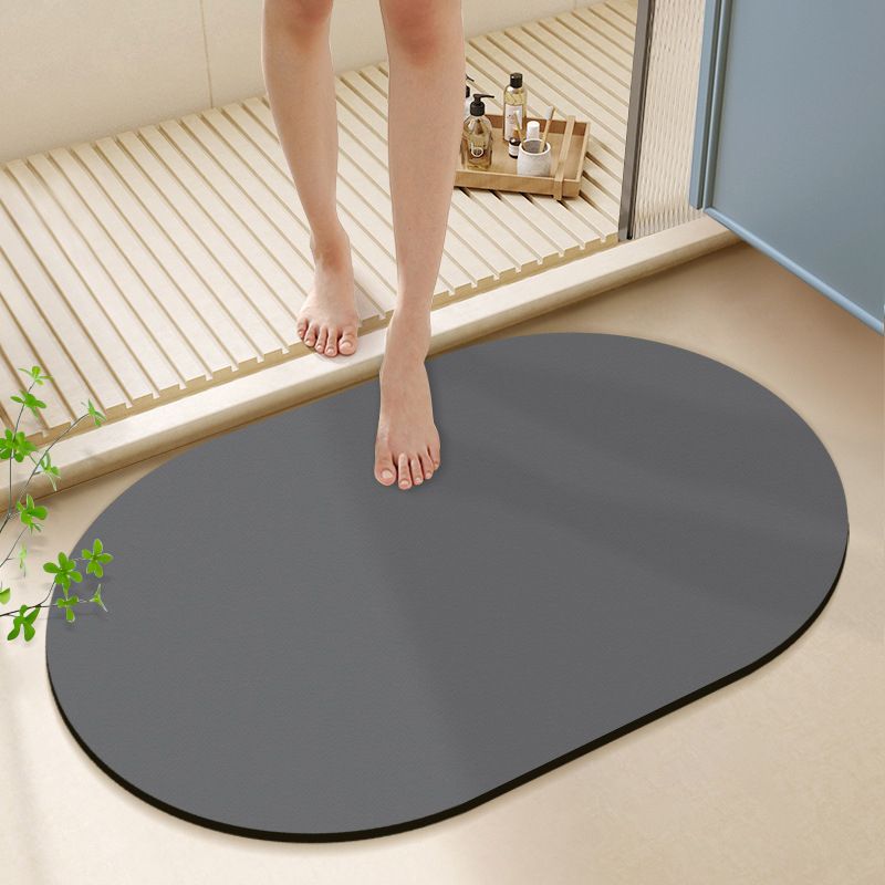 سجادة حمام بيضاوية غير منتظمة  - مراجعة Quick Dry Diatomite Bath Mat وسعره